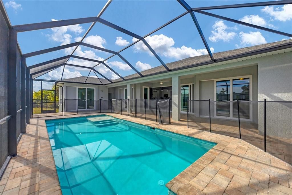 В аренду: $3,000 (3 спален, 2 ванн, 2170 Квадратных фут)