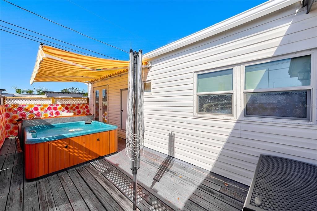 For Sale: $97,000 (2 beds, 2 baths, 932 Square Feet)