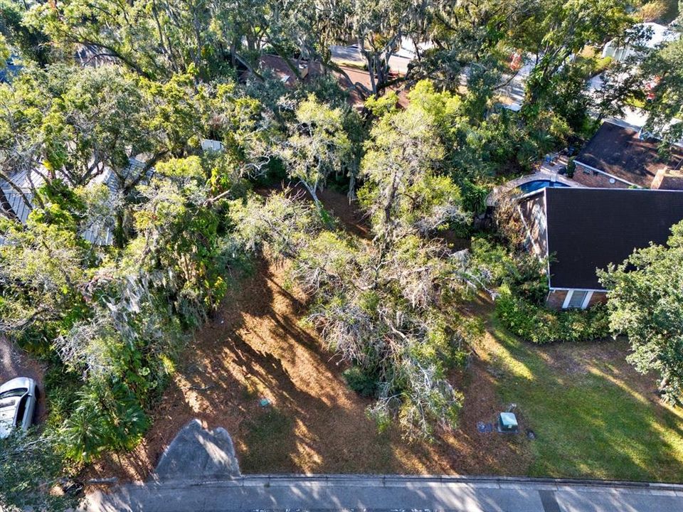 En Venta: $400,000 (0.16 acres)