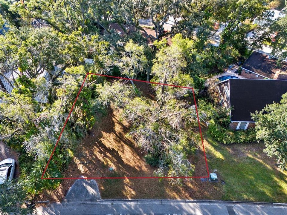 En Venta: $400,000 (0.16 acres)