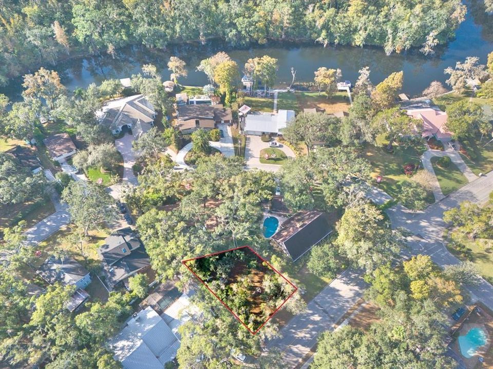 En Venta: $400,000 (0.16 acres)