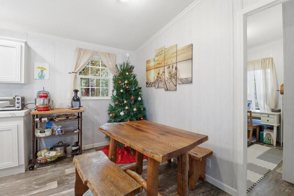 На продажу: $179,000 (3 спален, 2 ванн, 960 Квадратных фут)