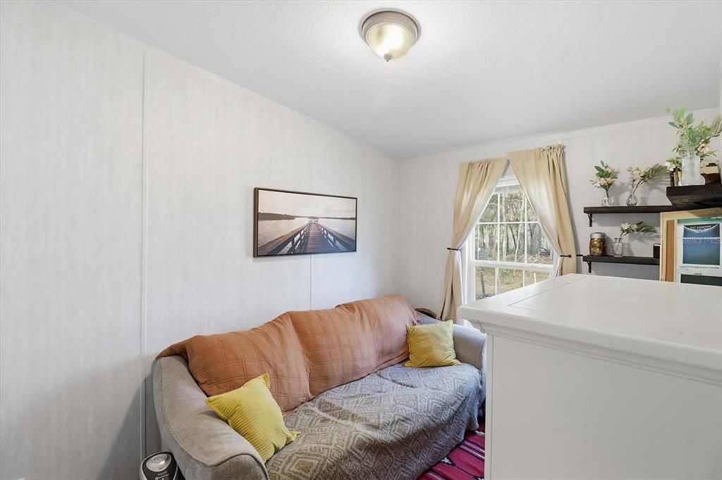 На продажу: $179,000 (3 спален, 2 ванн, 960 Квадратных фут)