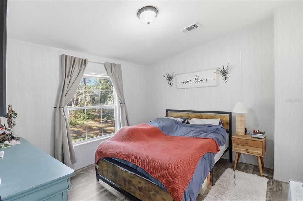 На продажу: $179,000 (3 спален, 2 ванн, 960 Квадратных фут)