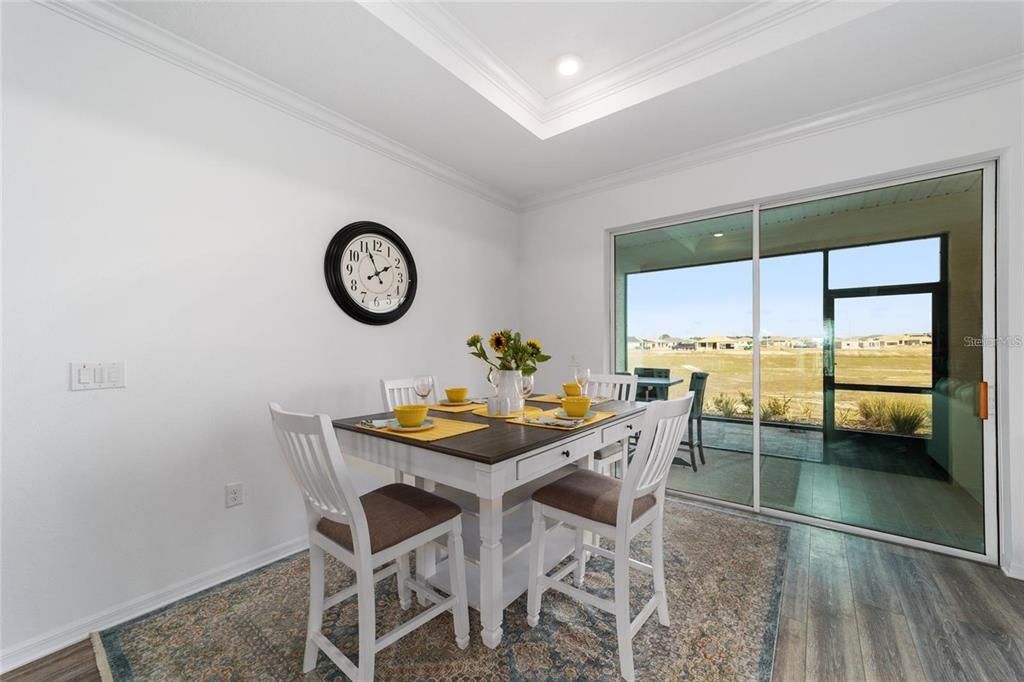 For Rent: $2,400 (2 beds, 2 baths, 1958 Square Feet)