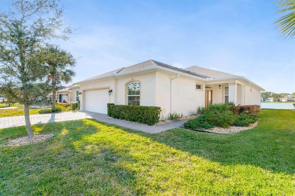 For Sale: $385,000 (3 beds, 2 baths, 1786 Square Feet)