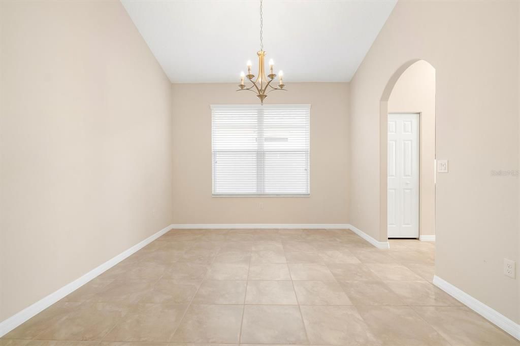 For Sale: $385,000 (3 beds, 2 baths, 1786 Square Feet)