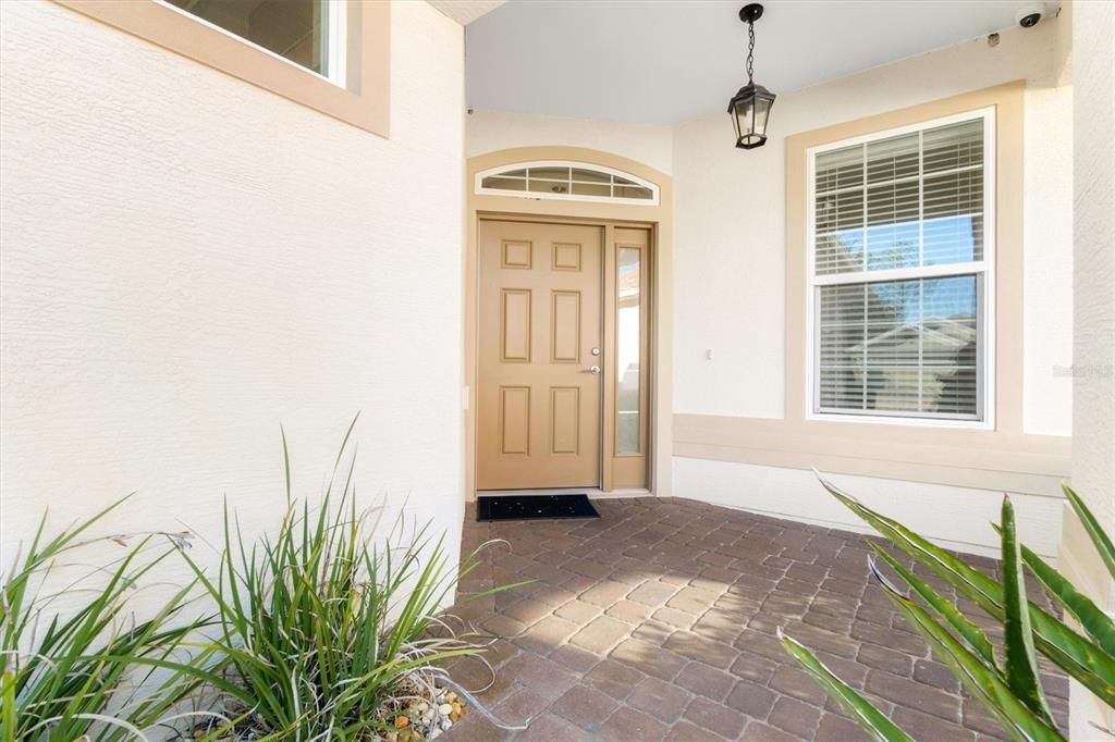 For Sale: $385,000 (3 beds, 2 baths, 1786 Square Feet)