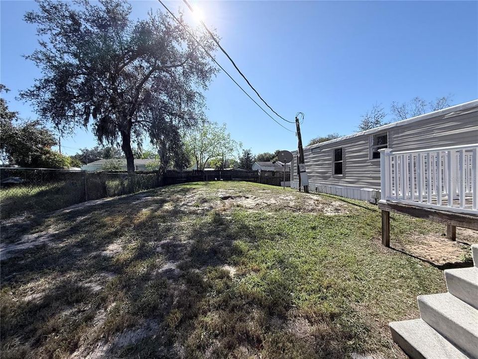 For Sale: $155,000 (4 beds, 2 baths, 1006 Square Feet)