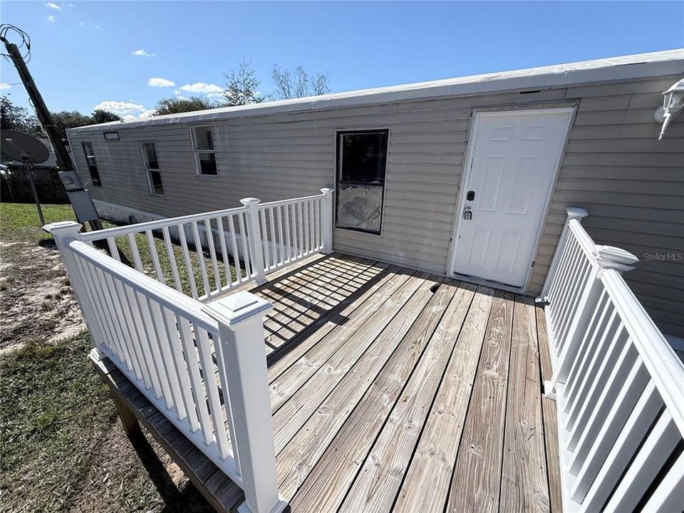 For Sale: $155,000 (4 beds, 2 baths, 1006 Square Feet)