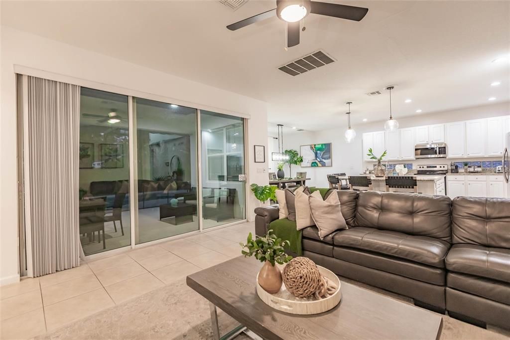 For Sale: $720,000 (6 beds, 6 baths, 3668 Square Feet)