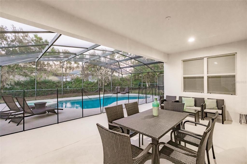 For Sale: $720,000 (6 beds, 6 baths, 3668 Square Feet)