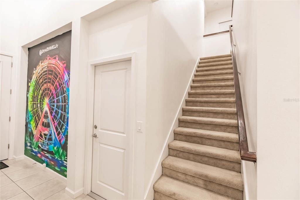 For Sale: $720,000 (6 beds, 6 baths, 3668 Square Feet)