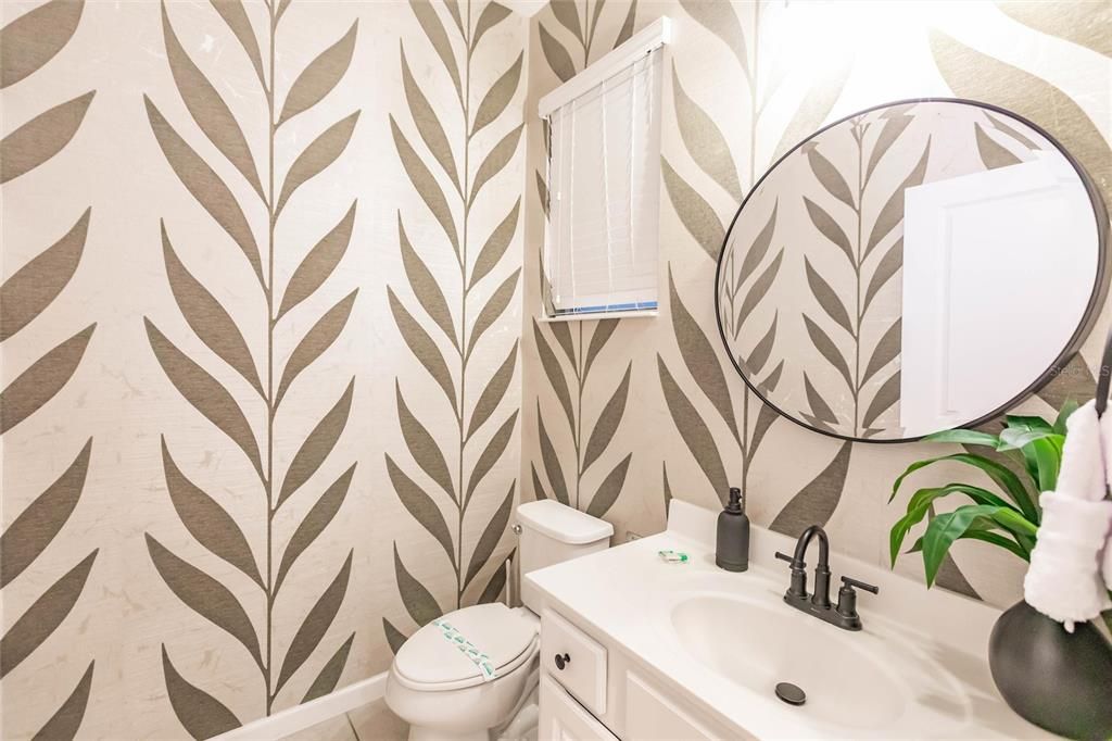 For Sale: $720,000 (6 beds, 6 baths, 3668 Square Feet)