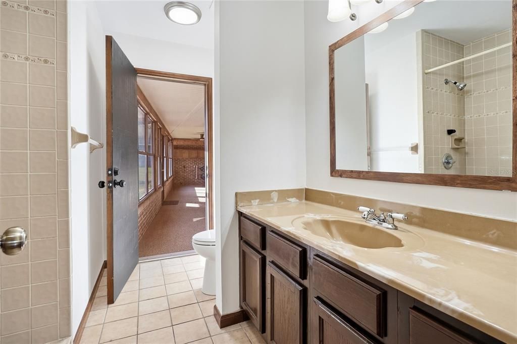 待售: $340,000 (3 贝兹, 2 浴室, 1841 平方英尺)