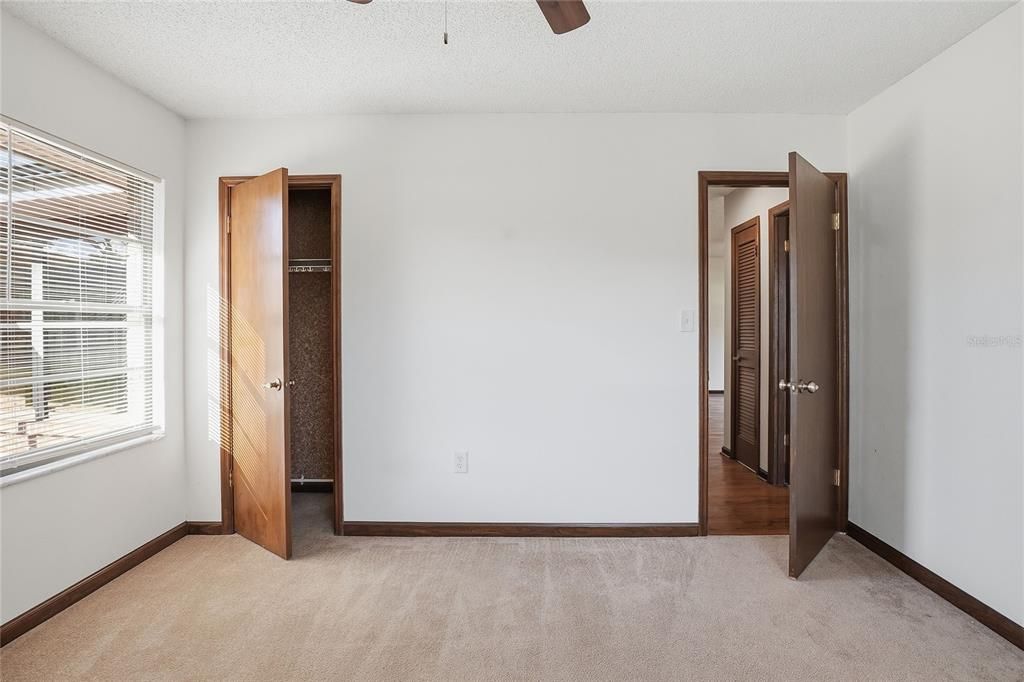 待售: $340,000 (3 贝兹, 2 浴室, 1841 平方英尺)