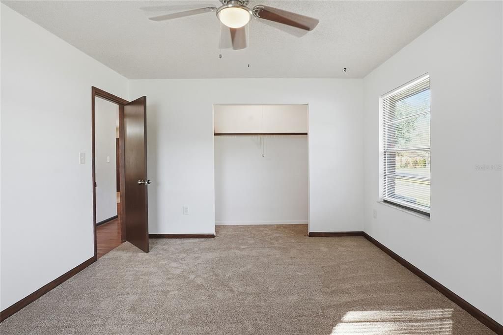 待售: $340,000 (3 贝兹, 2 浴室, 1841 平方英尺)