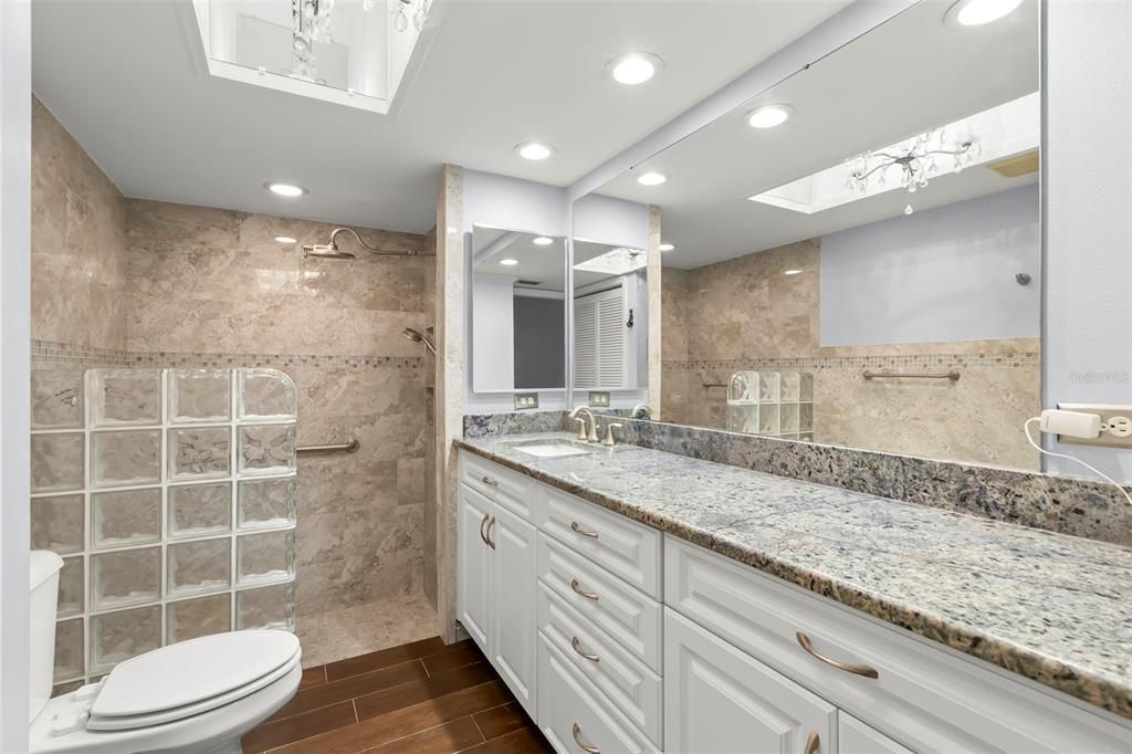 На продажу: $499,900 (3 спален, 2 ванн, 2613 Квадратных фут)