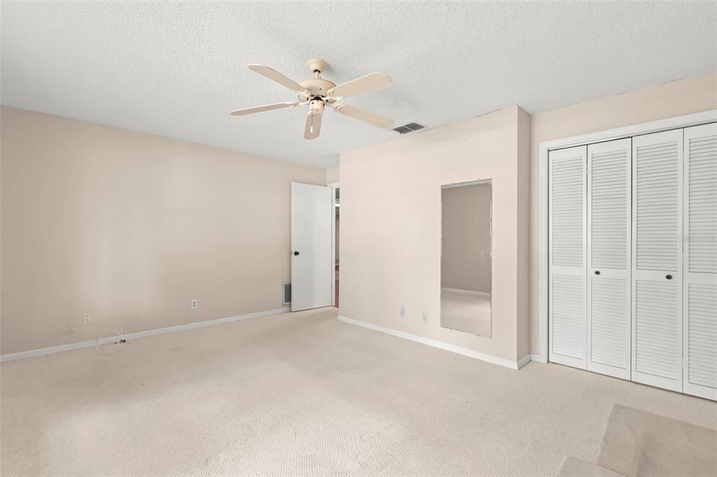 На продажу: $499,900 (3 спален, 2 ванн, 2613 Квадратных фут)