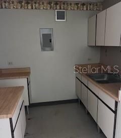 На продажу: $104,500 (3 спален, 1 ванн, 108 Квадратных фут)