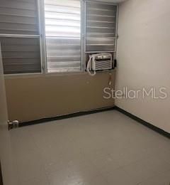 На продажу: $104,500 (3 спален, 1 ванн, 108 Квадратных фут)