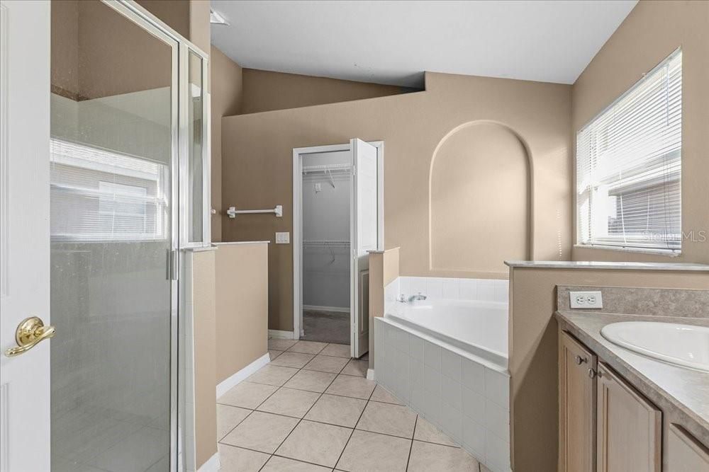 For Rent: $3,000 (4 beds, 3 baths, 1791 Square Feet)