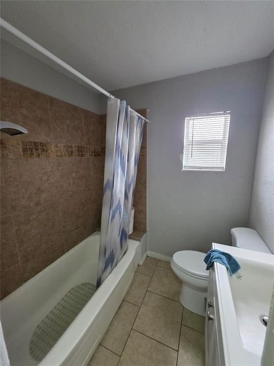 En Venta: $258,000 (3 camas, 1 baños, 1135 Pies cuadrados)