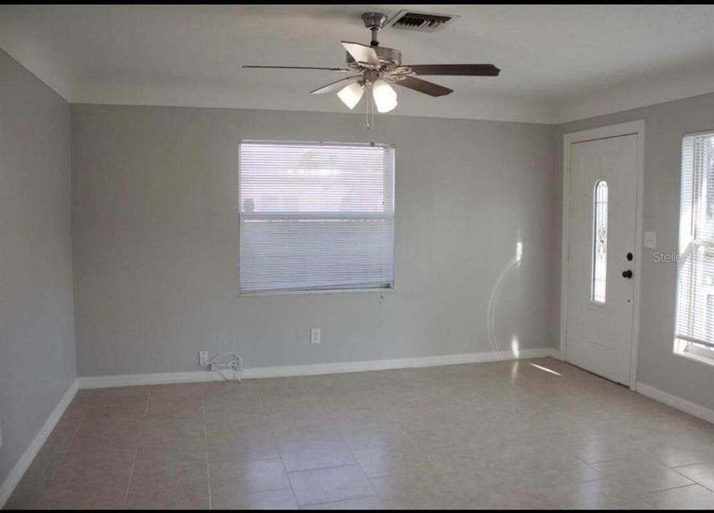 En Venta: $258,000 (3 camas, 1 baños, 1135 Pies cuadrados)