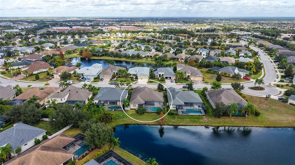 На продажу: $725,000 (3 спален, 3 ванн, 2551 Квадратных фут)