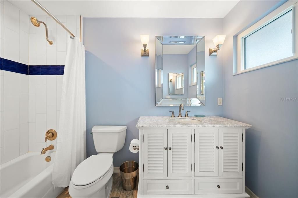 For Sale: $1,549,000 (3 beds, 3 baths, 1720 Square Feet)