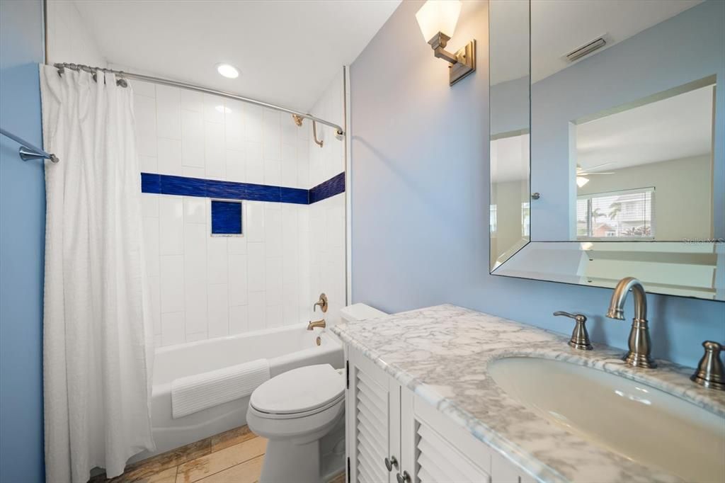 For Sale: $1,549,000 (3 beds, 3 baths, 1720 Square Feet)