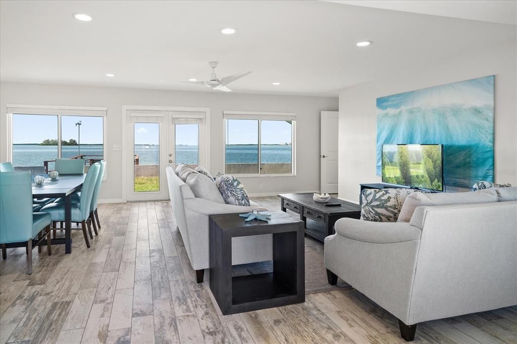 For Sale: $1,549,000 (3 beds, 3 baths, 1720 Square Feet)