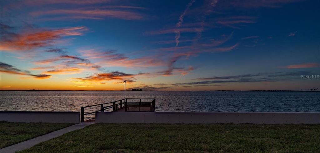 For Sale: $1,549,000 (3 beds, 3 baths, 1720 Square Feet)