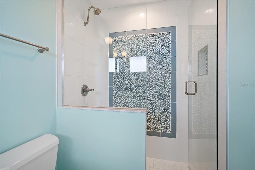 For Sale: $1,549,000 (3 beds, 3 baths, 1720 Square Feet)