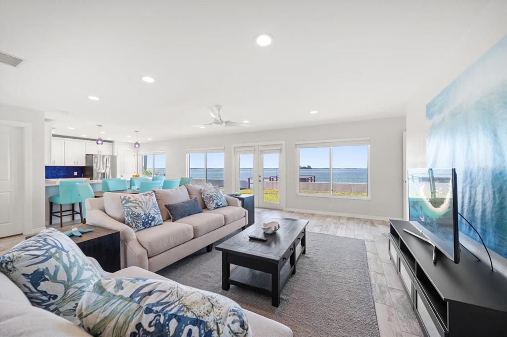 For Sale: $1,549,000 (3 beds, 3 baths, 1720 Square Feet)