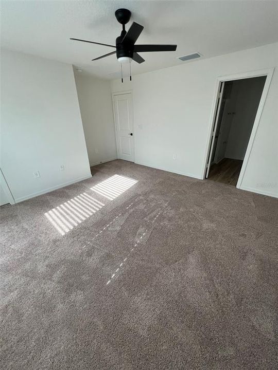 En Renta: $2,350 (3 camas, 2 baños, 1453 Pies cuadrados)