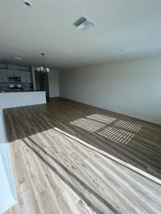 En Renta: $2,350 (3 camas, 2 baños, 1453 Pies cuadrados)