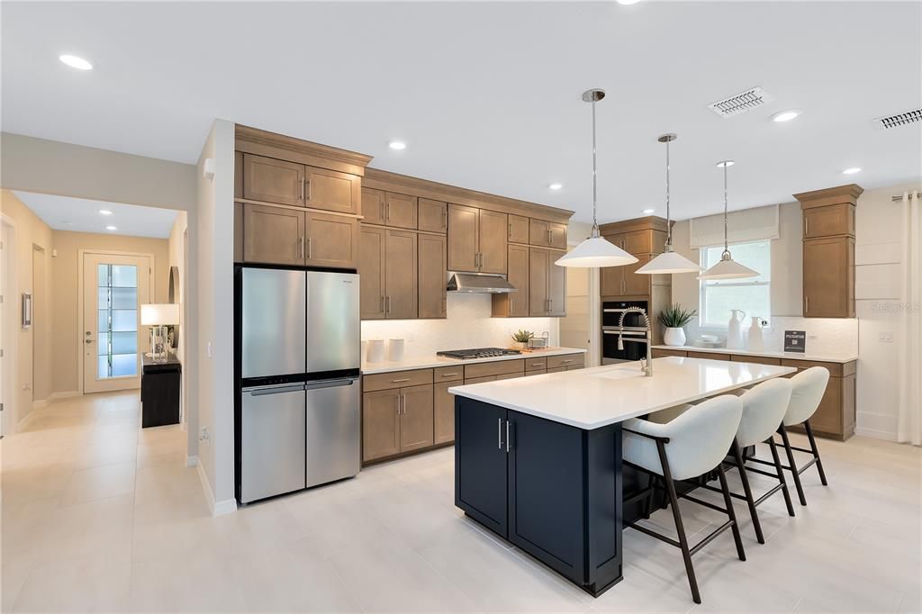 En Venta: $474,810 (2 camas, 2 baños, 1981 Pies cuadrados)