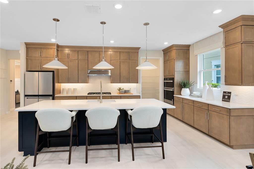 En Venta: $474,810 (2 camas, 2 baños, 1981 Pies cuadrados)