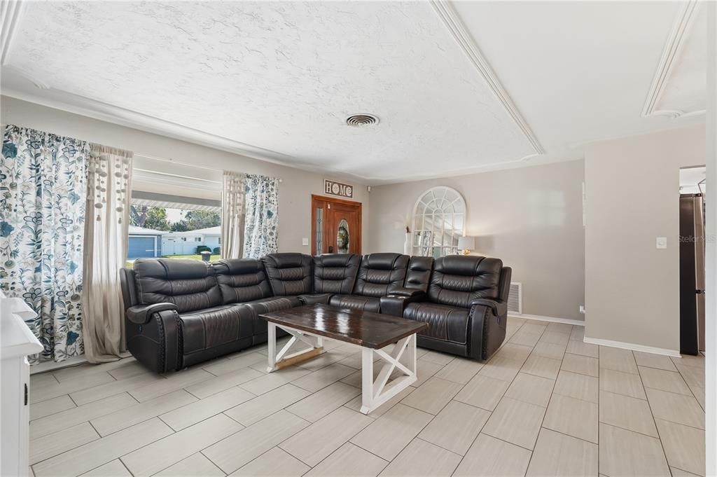 На продажу: $649,900 (3 спален, 2 ванн, 1791 Квадратных фут)