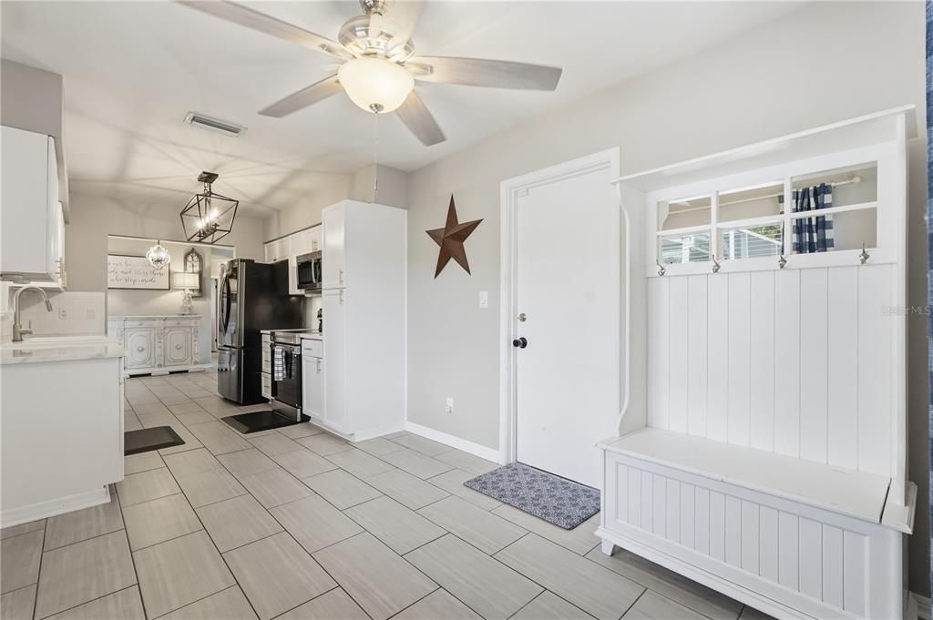 На продажу: $649,900 (3 спален, 2 ванн, 1791 Квадратных фут)