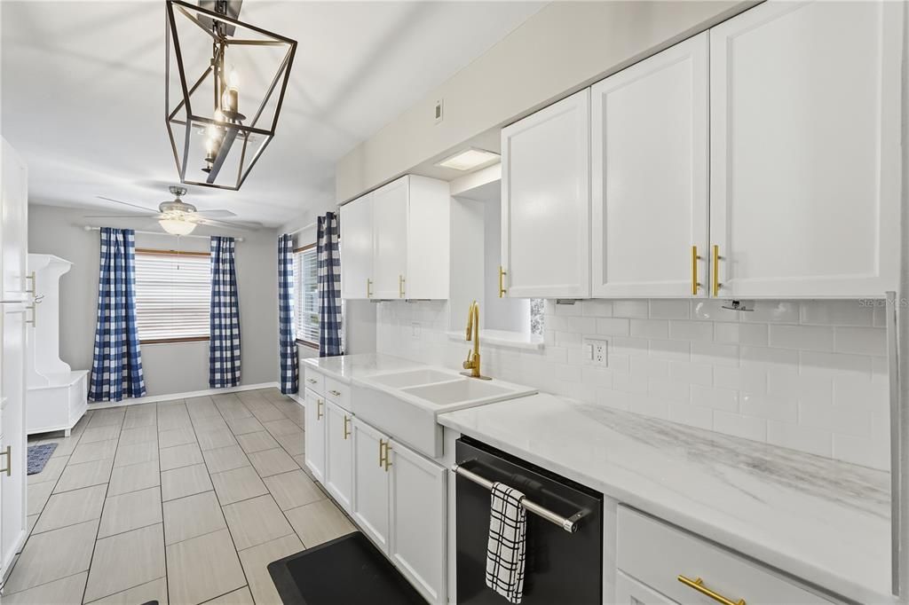 На продажу: $649,900 (3 спален, 2 ванн, 1791 Квадратных фут)