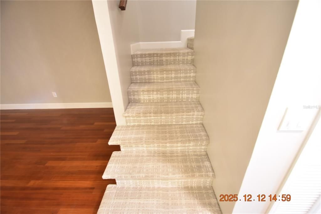 For Rent: $1,925 (2 beds, 1 baths, 1150 Square Feet)