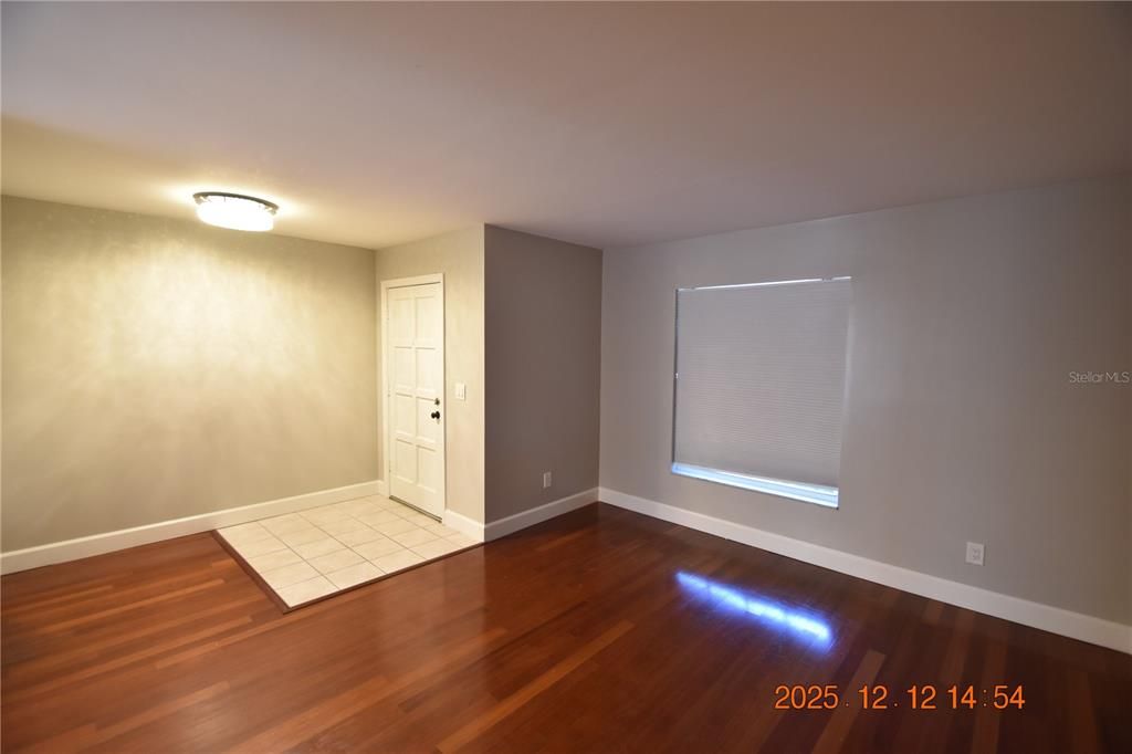 For Rent: $1,925 (2 beds, 1 baths, 1150 Square Feet)