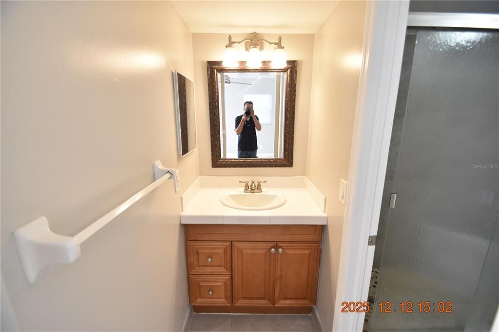 For Rent: $1,925 (2 beds, 1 baths, 1150 Square Feet)