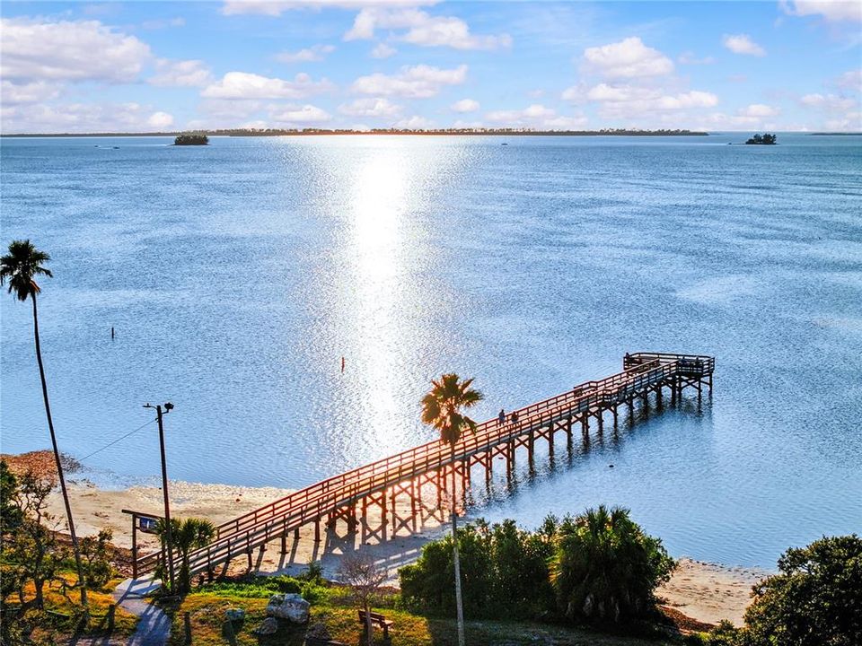 En Venta: $495,000 (3 camas, 2 baños, 2200 Pies cuadrados)