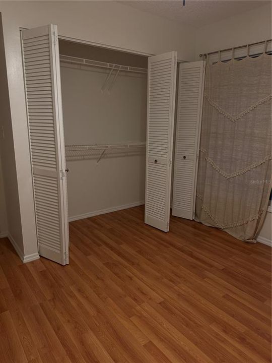For Rent: $2,800 (2 beds, 1 baths, 1035 Square Feet)