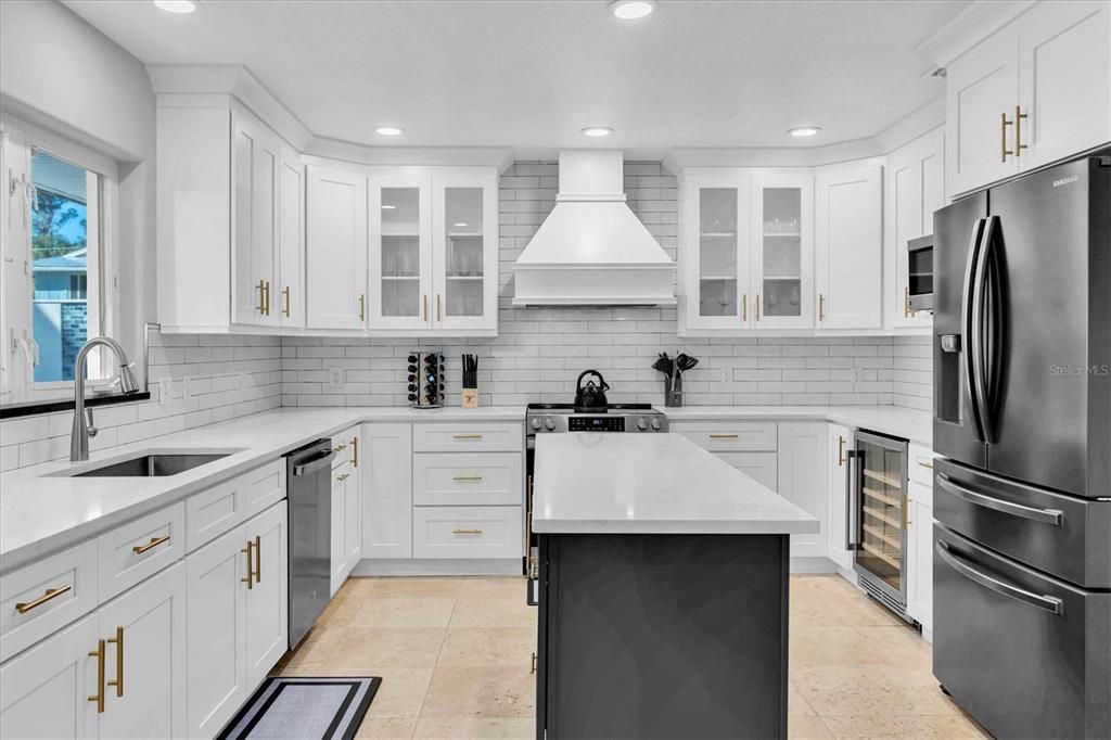 For Sale: $1,779,000 (3 beds, 2 baths, 2131 Square Feet)