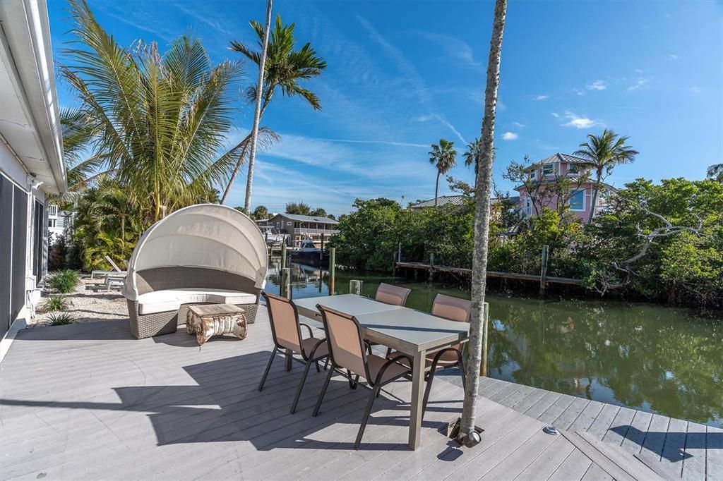 For Sale: $1,779,000 (3 beds, 2 baths, 2131 Square Feet)