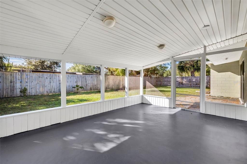 На продажу: $575,000 (4 спален, 2 ванн, 1854 Квадратных фут)